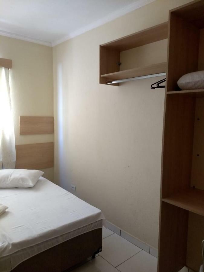 Acomodacoes Silvestre Appartement Taubaté Buitenkant foto